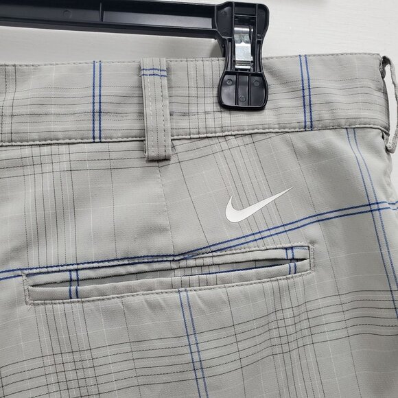 NikeGolf Nike Golf Men Big & Tall Light Gray Blue Plaid 12" Flat Front Short 40 - Picture 6 of 8